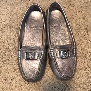 Tory Burch size 7 EUC loafers